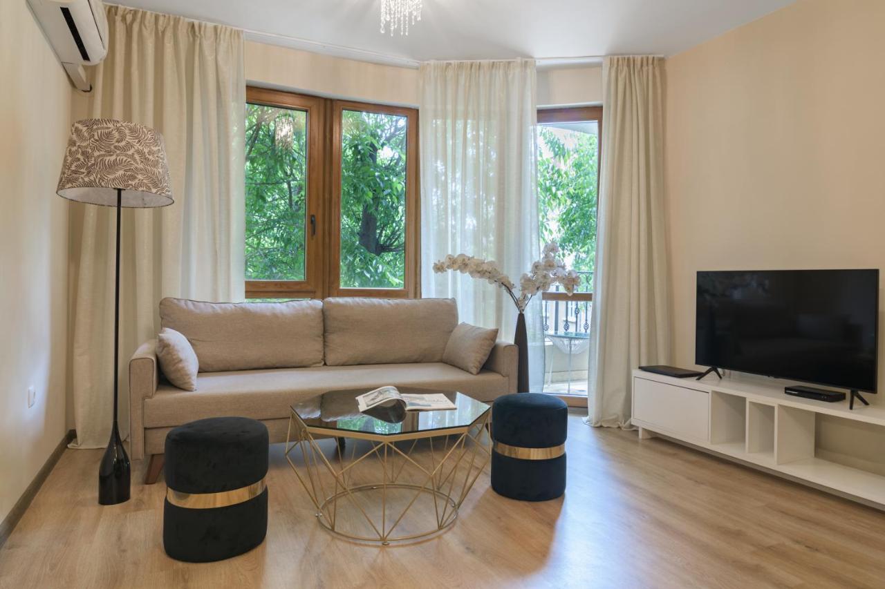 Мarelis Luxe Port Apartment Várna Kültér fotó